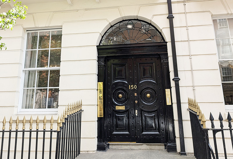 150 Harley Street entrance